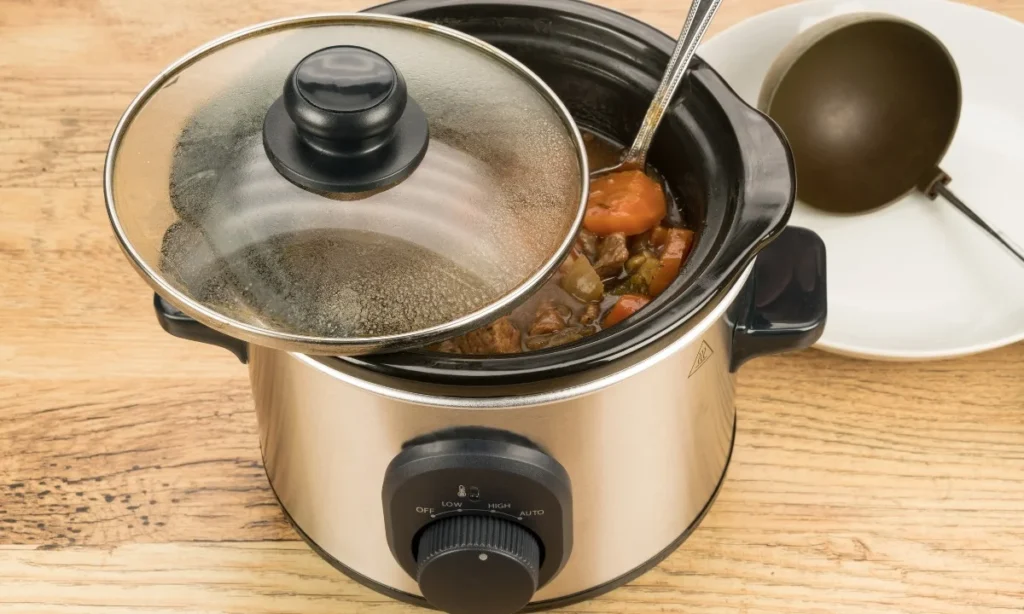 Kun je een slowcooker op een houten aanrecht gebruiken
